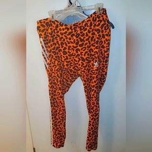 Animal Print Adidas Leggings. 🧡